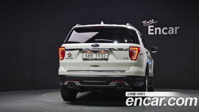 Ford Explorer 2019 — photo 4
