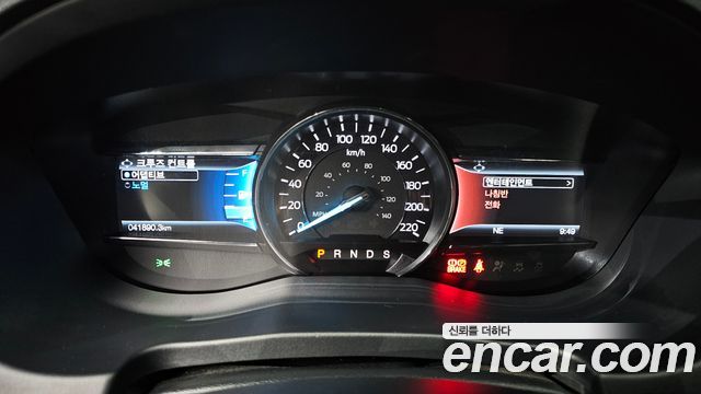 Ford Explorer 2019 — photo 8