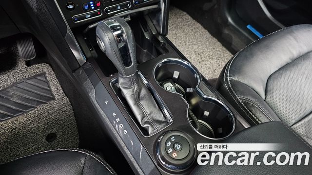 Ford Explorer 2019 — photo 9