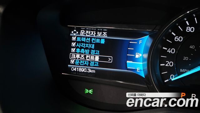 Ford Explorer 2019 — photo 17