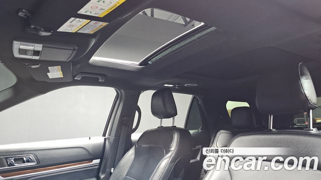 Ford Explorer 2019 — photo 19