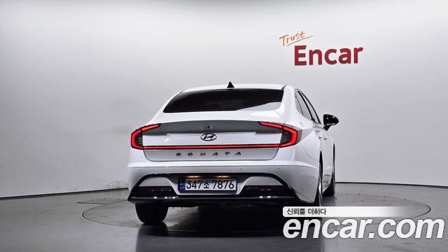 Hyundai Sonata 2022 — photo 4