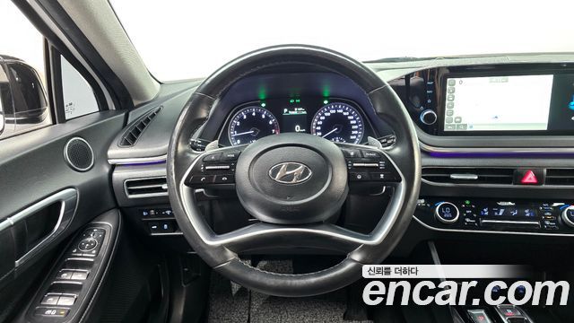 Hyundai Sonata 2022 — photo 19
