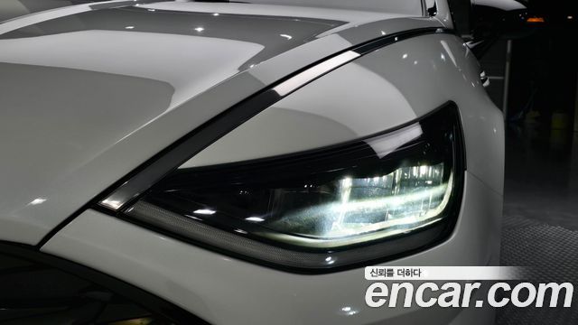 Hyundai Sonata 2022 — photo 8