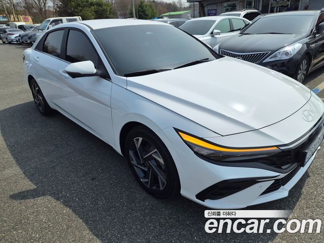 Hyundai AVANTE 2024 — photo 3