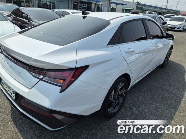 Hyundai AVANTE 2024 — photo 5