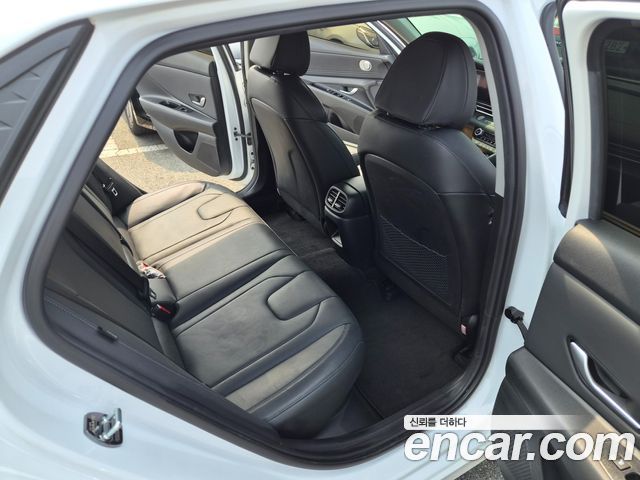 Hyundai AVANTE 2024 — photo 10