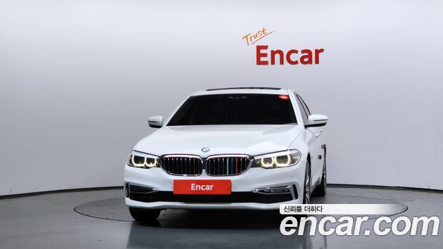 BMW 5-Series 2018 — photo 3