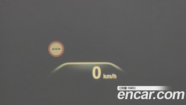 BMW 5-Series 2018 — photo 17