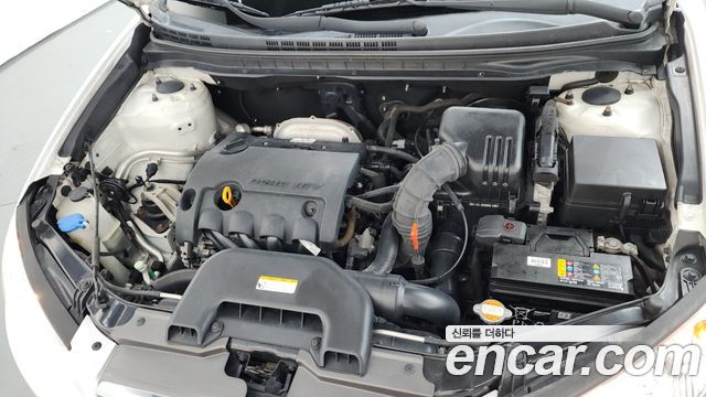 Hyundai AVANTE 2009 — photo 6