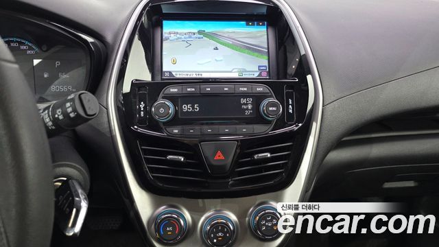 Chevrolet Korea Spark 2016 — photo 16