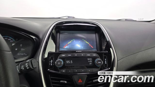 Chevrolet Korea Spark 2016 — photo 18