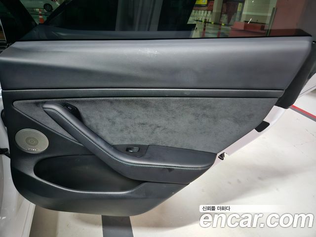Tesla Model 3 2022 — photo 16