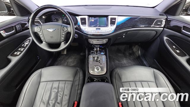 Hyundai Genesis 2013 — photo 10