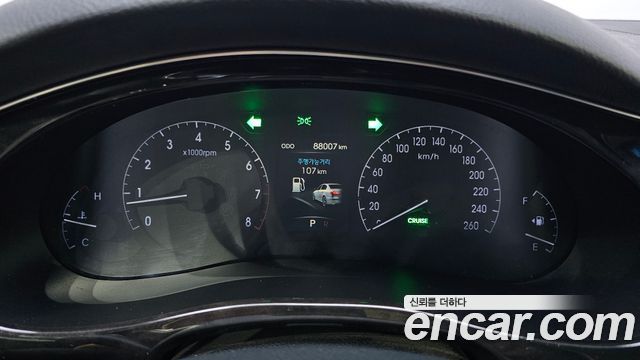Hyundai Genesis 2013 — photo 11