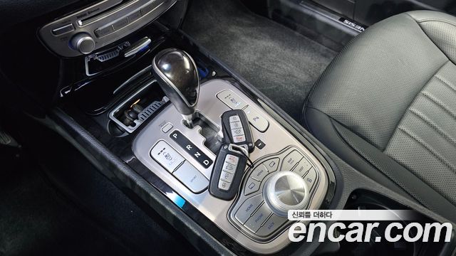Hyundai Genesis 2013 — photo 12