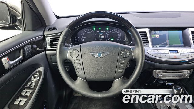 Hyundai Genesis 2013 — photo 20