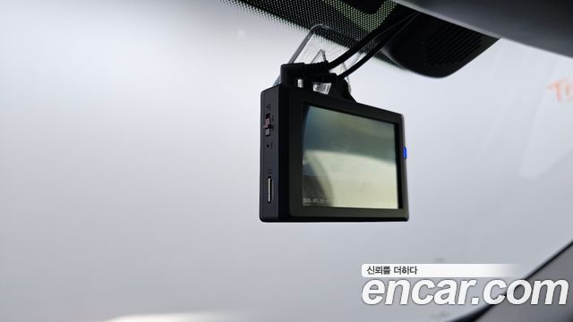Hyundai Genesis 2013 — photo 23