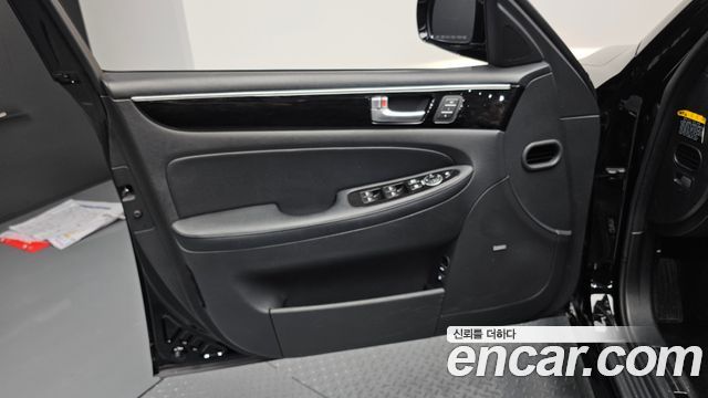 Hyundai Genesis 2013 — photo 14