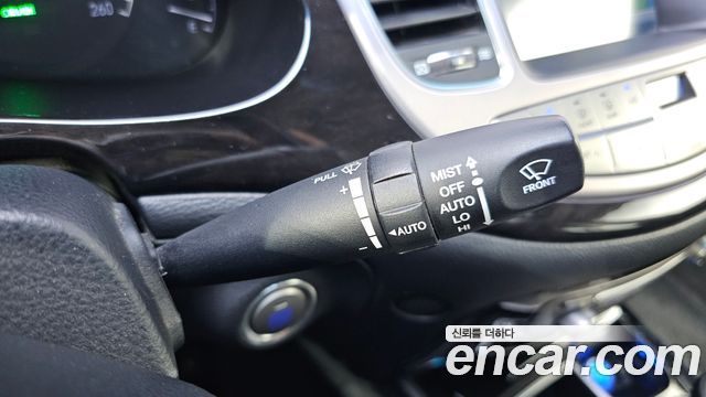 Hyundai Genesis 2013 — photo 27