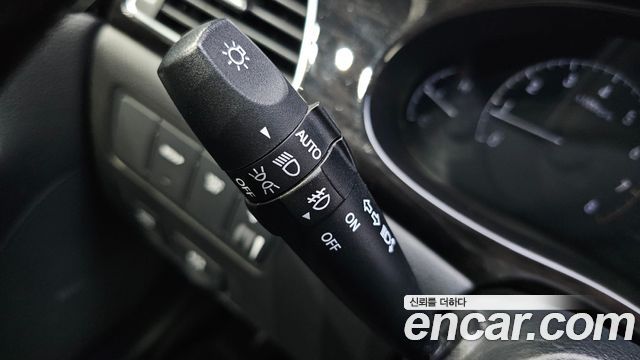 Hyundai Genesis 2013 — photo 30