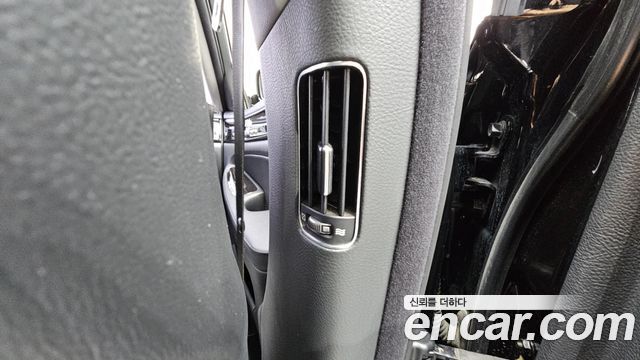 Hyundai Genesis 2013 — photo 33
