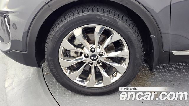 Kia Sorento 2018 — photo 5