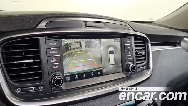 Kia Sorento 2018 — photo 20