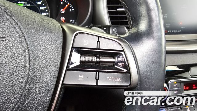Kia Sorento 2018 — photo 21