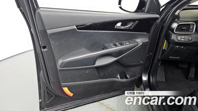 Kia Sorento 2018 — photo 14