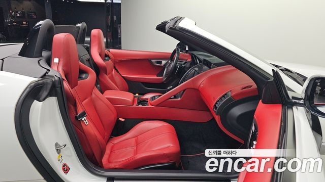 Jaguar F-TYPE 2016 — photo 11