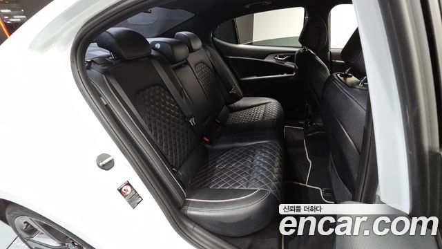Genesis G70 2019 — photo 11