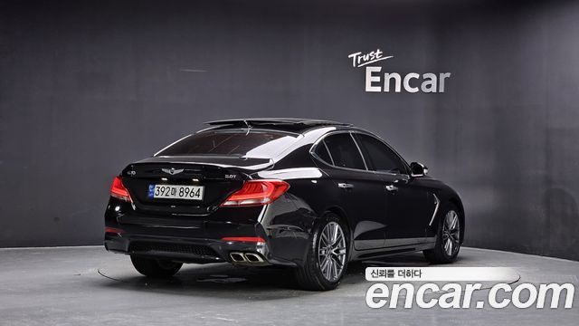 Genesis G70 2018 — photo 2
