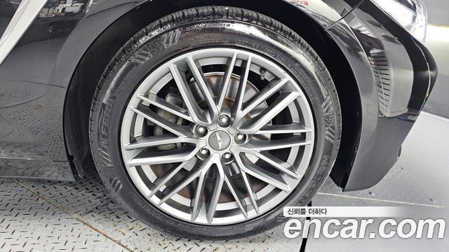 Genesis G70 2018 — photo 5