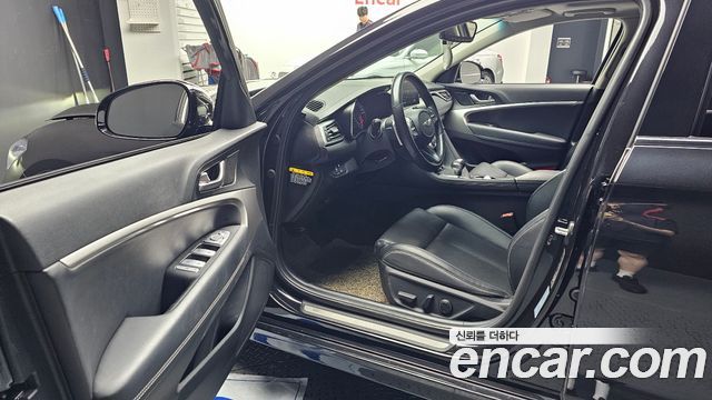 Genesis G70 2018 — photo 10