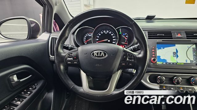 Kia pride 2015 — photo 19
