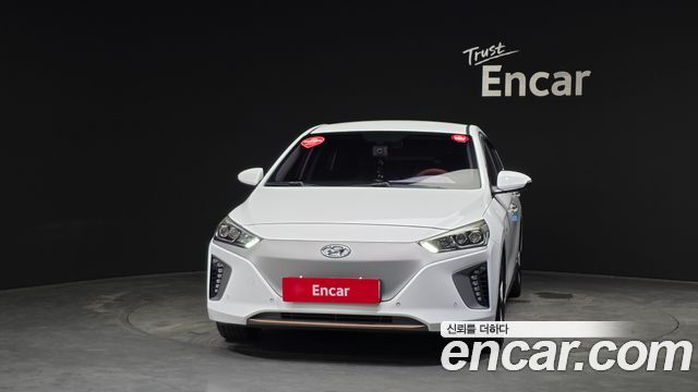 Hyundai Ioniq 2017 — photo 3