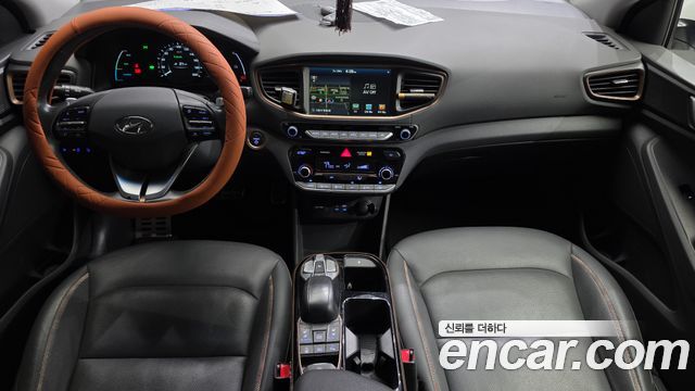 Hyundai Ioniq 2017 — photo 7