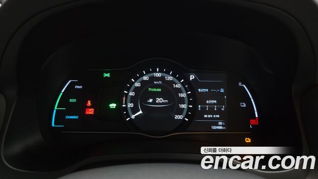 Hyundai Ioniq 2017 — photo 8