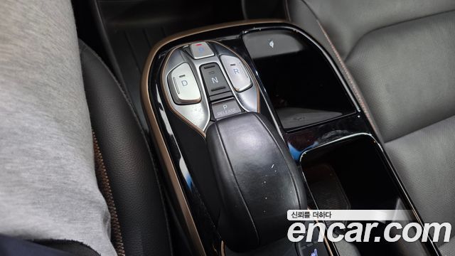 Hyundai Ioniq 2017 — photo 9