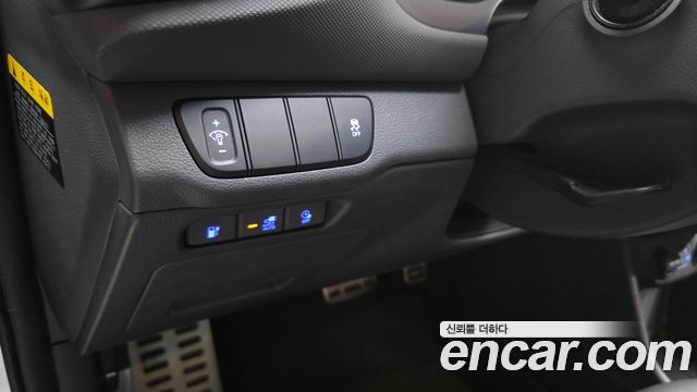 Hyundai Ioniq 2017 — photo 14