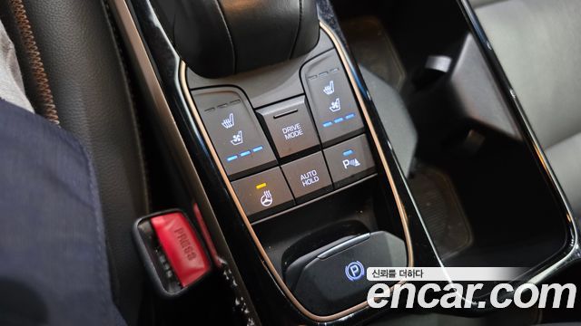 Hyundai Ioniq 2017 — photo 18