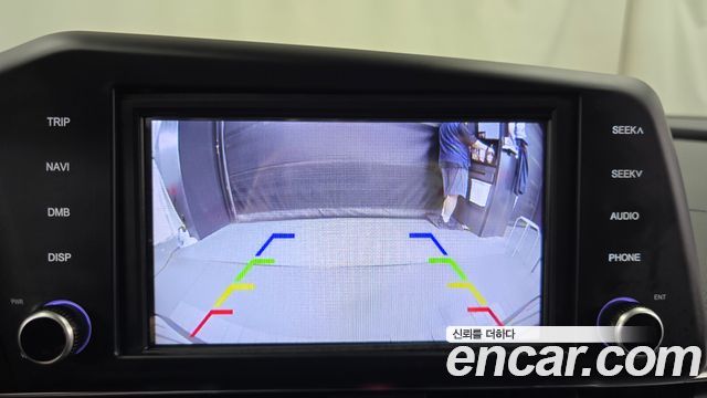 Hyundai AVANTE 2021 — photo 14