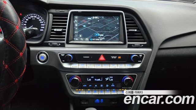 Hyundai Sonata 2018 — photo 20