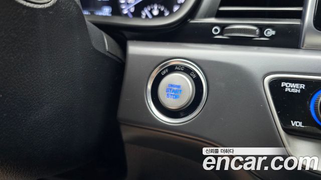 Hyundai Sonata 2018 — photo 26