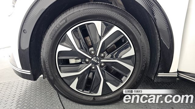 Kia EV6 2022 — photo 5