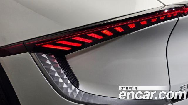 Kia EV6 2022 — photo 9