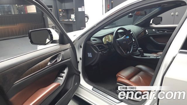 Cadillac CTS 2015 — photo 10