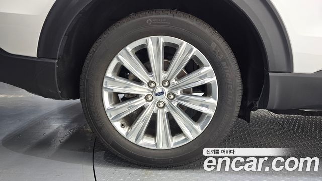 Ford Explorer 2023 — photo 5