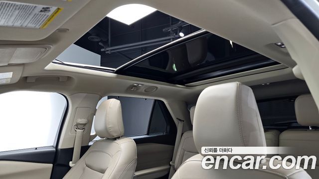 Ford Explorer 2023 — photo 23